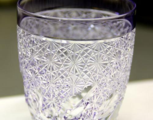 【木箱入り】江戸切子 カガミクリスタル 篠崎英明 焼酎ロックグラス(紫)